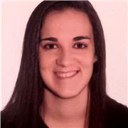 Graduada en Estudios Ingleses ofrece clases de inglés hasta nivel C1, traducciones (esp-ing), revisiones de textos y ayuda con tfg